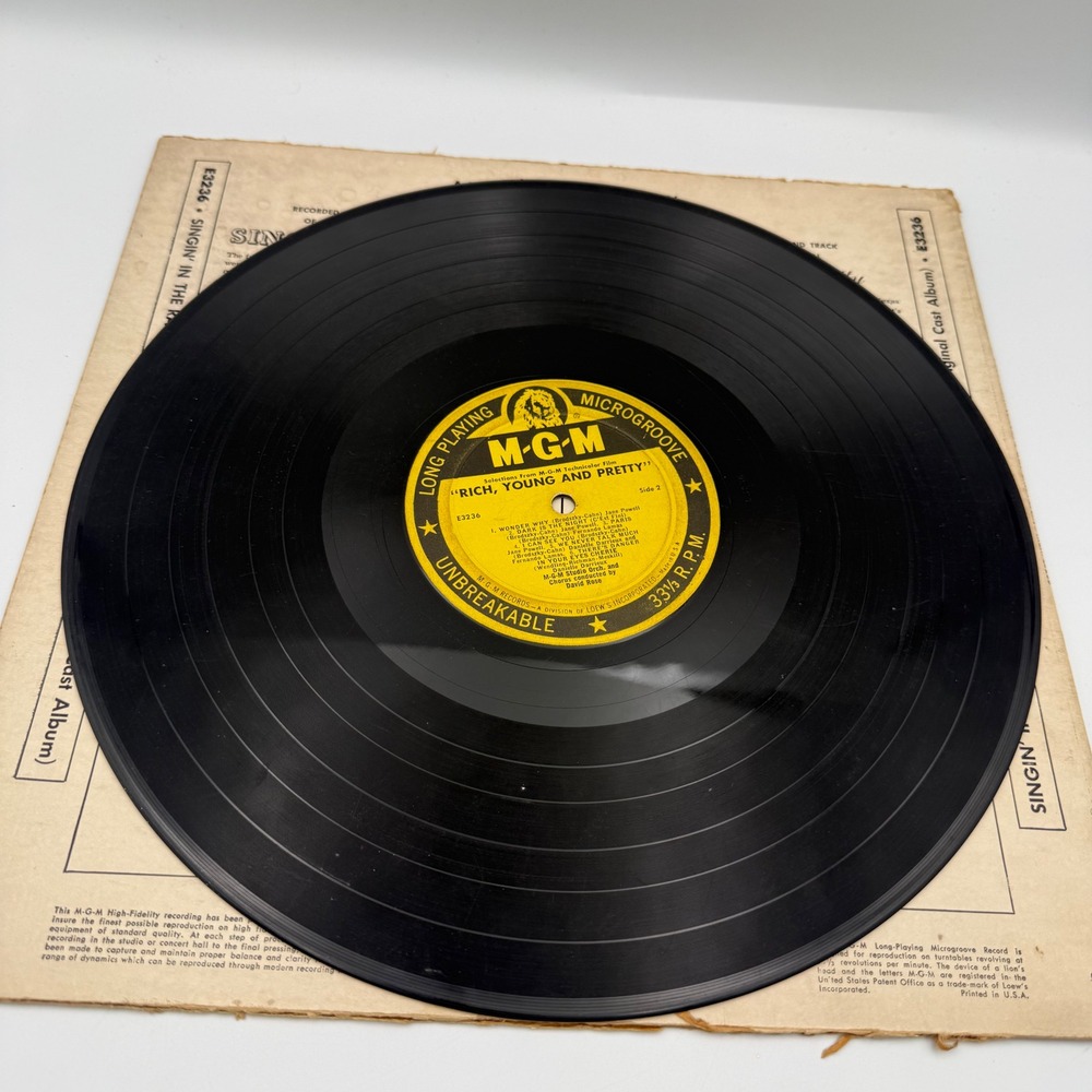 Singin in the Rain Rich Young and Pretty Vinyl LP MGM Records E3236 Gene Kelly - Picture 5 of 5